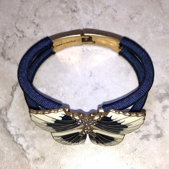 CHLOE & ISABEL AIZOME HINGED CUFF-B099 - Picture 2 of 3